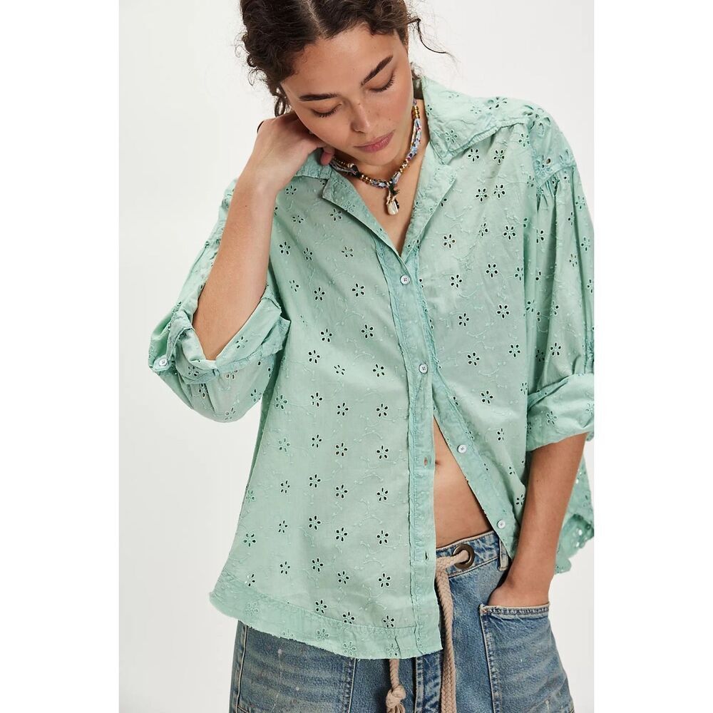 We The Free FP Womens Mae Washed Eyelet Button-Up Shirt Faded Green Wash Size XS
